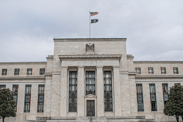 股票配资平台门户官网 美联储宣布维持联邦基金利率目标区间不变